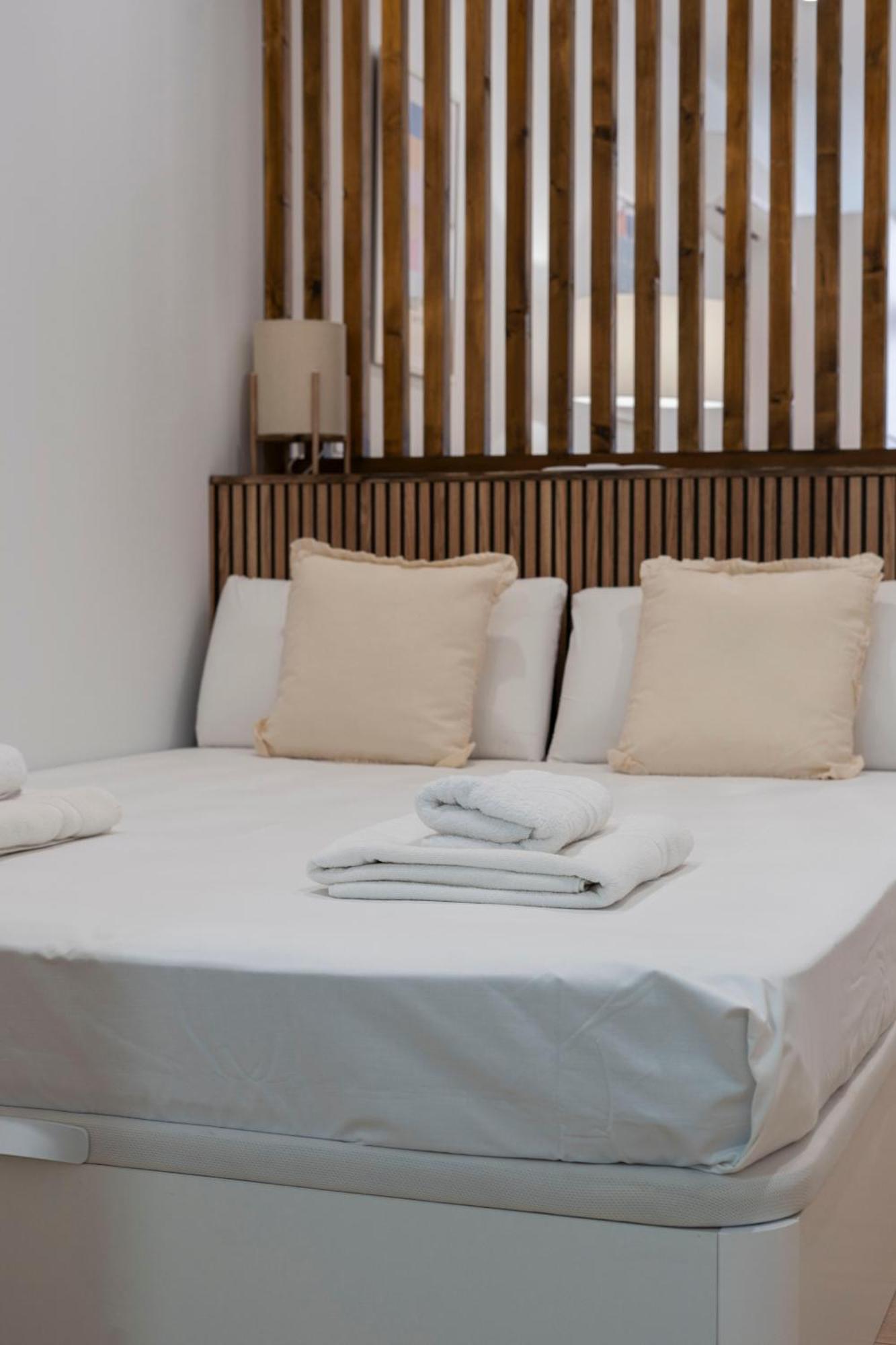 Vlc Host - San Jacinto Apartment บาเลนเซีย ภายนอก รูปภาพ